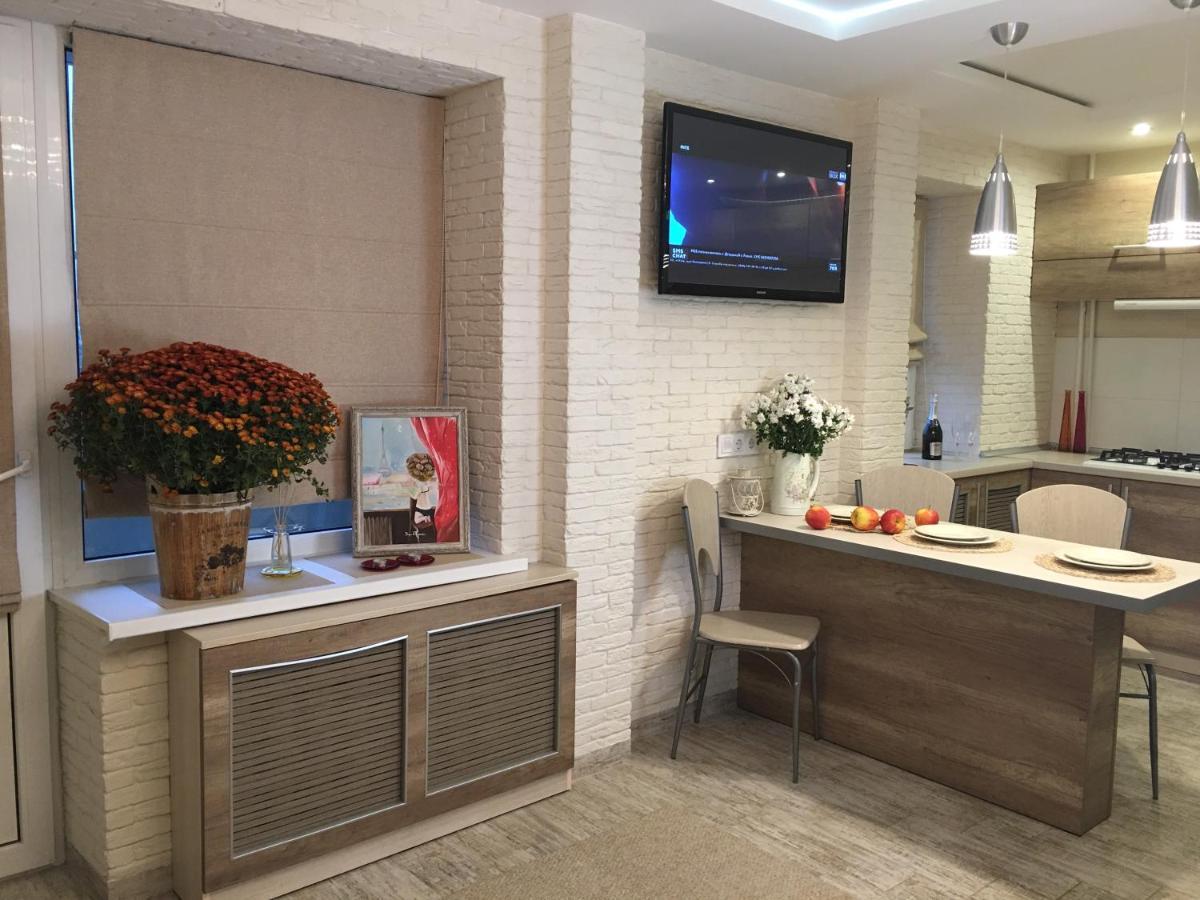 Studio Luxe On Victory Street In The City Center Vinnytsia Bagian luar foto